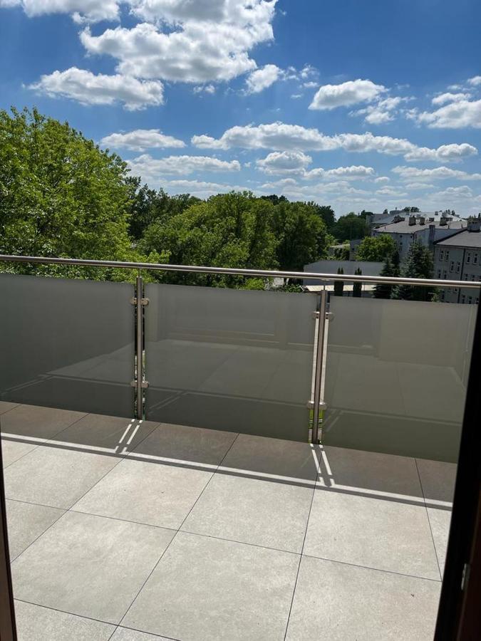 شقة Piotrków Trybunalski  في Apartament Reymonta Park المظهر الخارجي الصورة
